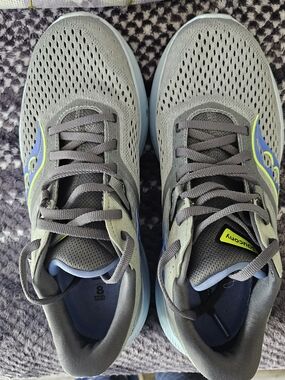 Saucony Women's Gray Mesh Running Shoes
